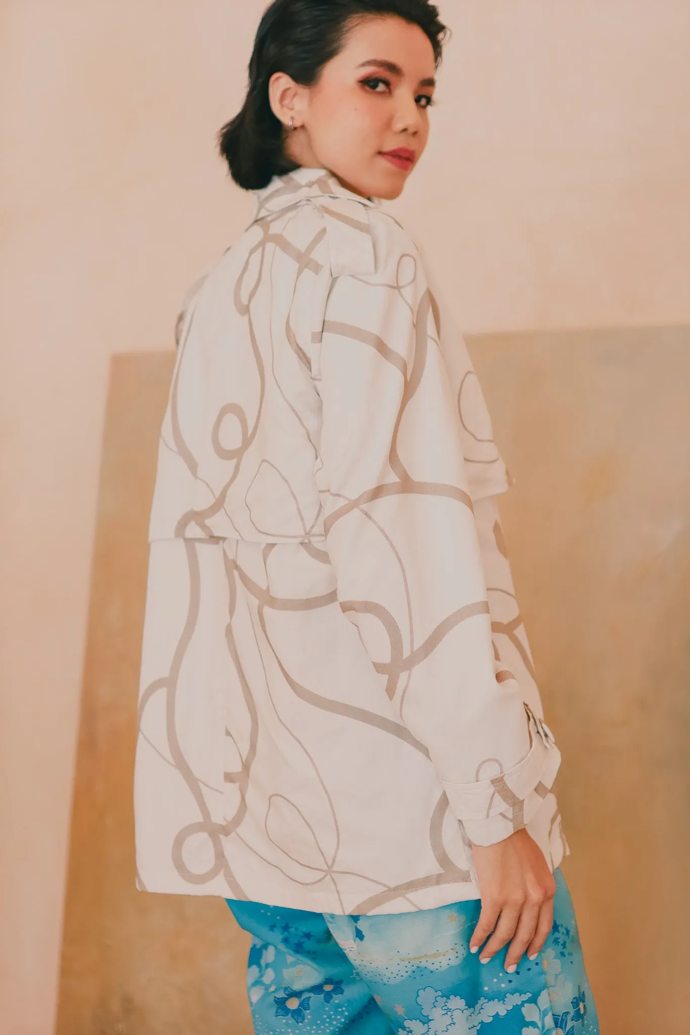 CALLA X ADINIA TRENCH COAT IN IVORY