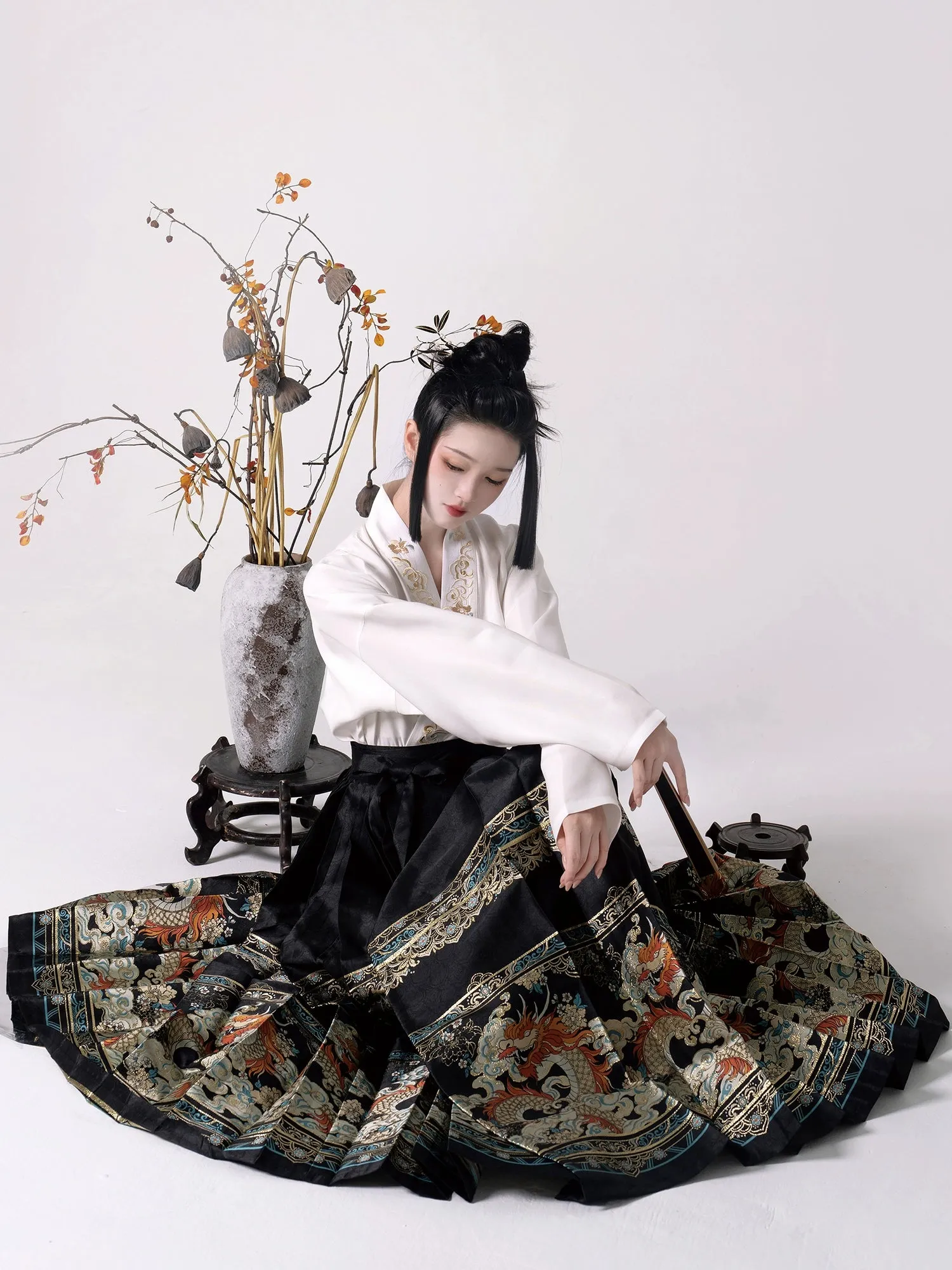 "游龙踏雪"Ming- Dynasty Hanfu Set